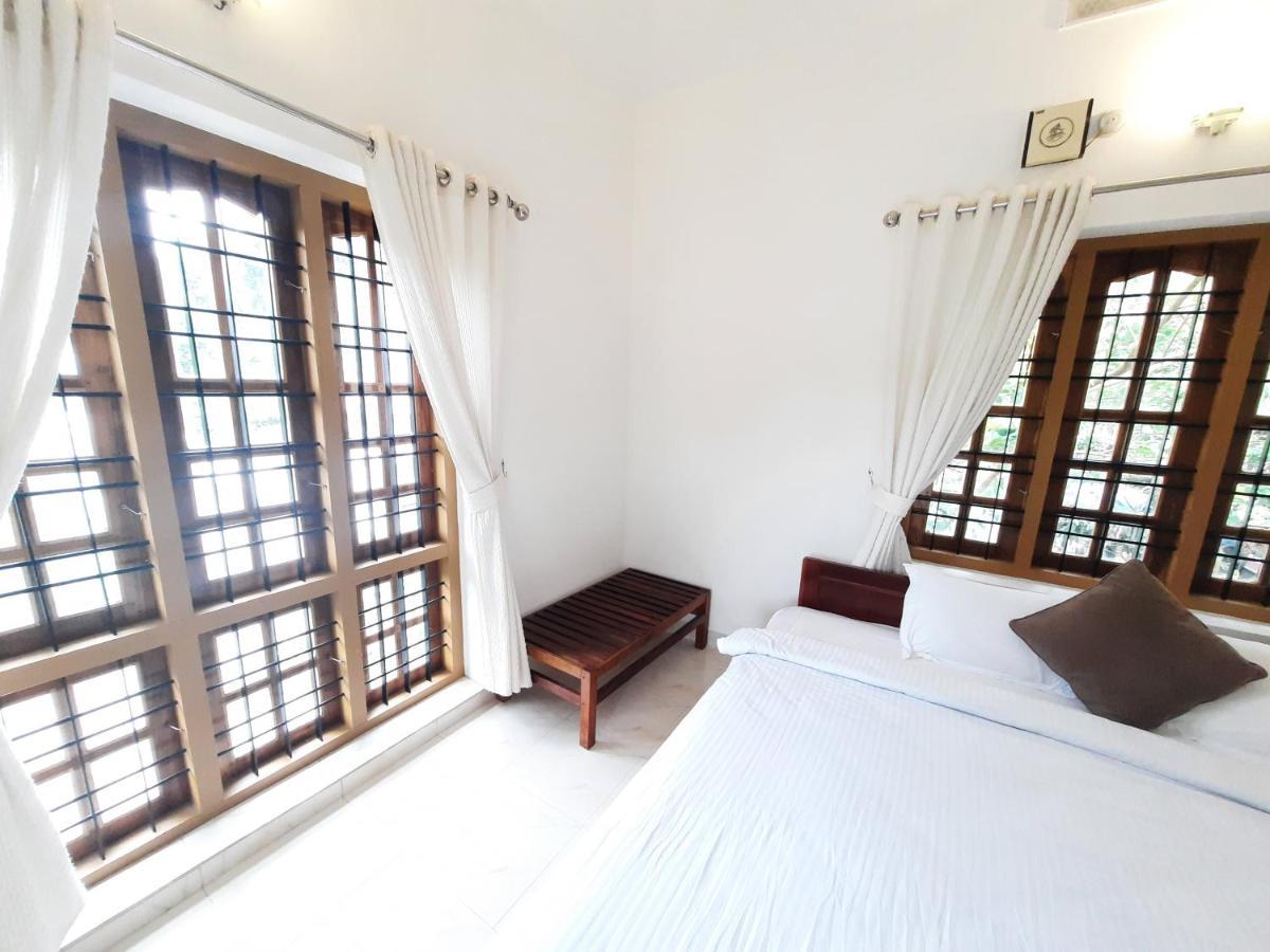 Oriole Homestay Thekkady Ngoại thất bức ảnh