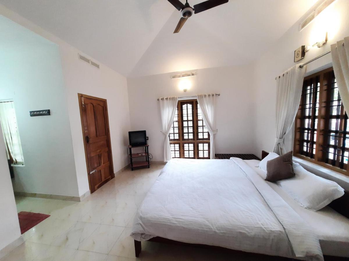 Oriole Homestay Thekkady Ngoại thất bức ảnh